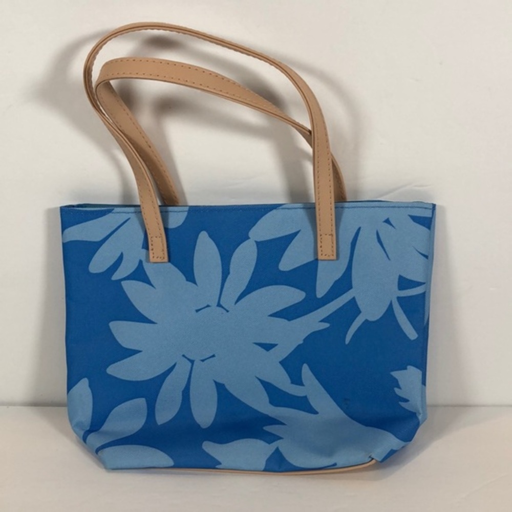 Small Blue Floral and Cream Carryall